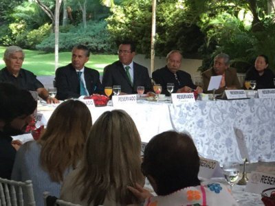 Se reune el fiscal Juan Salazar con empresarios de Morelos